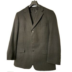 Dark Gray Pinstripe Suit Size 44L